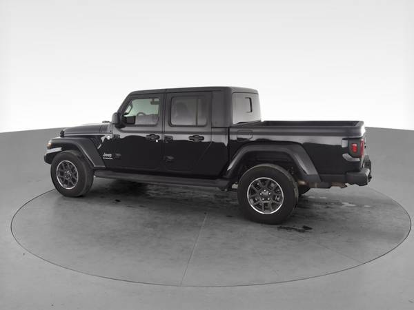 2020 Jeep Gladiator Overland Pickup 4D 5 ft pickup Black - FINANCE -... for sale in Wichita Falls, TX – photo 6