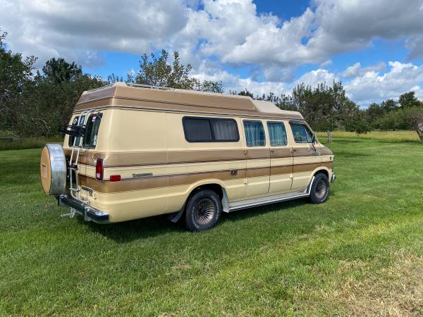 1985 Dodge b250 camper van for sale in Columbus, OH – photo 2