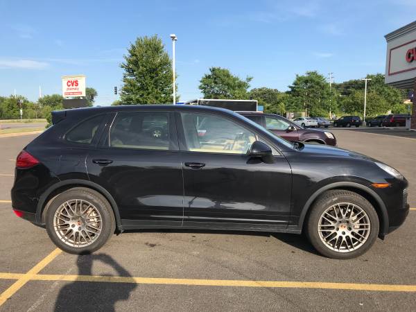 2014 Porsche Cayenne S 4.8 V8 Like New One owner Cash for sale in Round Lake, IL – photo 4