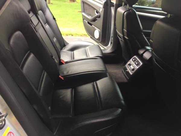 For Sale 2007 Audi S8 for sale in Roscoe, IL – photo 13