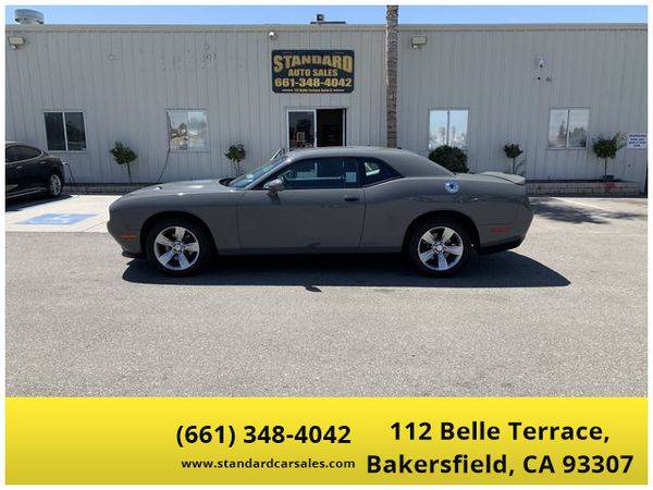 2018 Dodge Challenger SXT Coupe 2D for sale in Bakersfield, CA