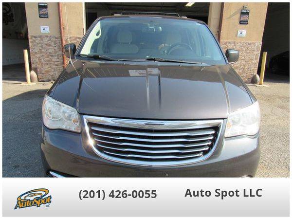 2011 Chrysler Town Country Touring Minivan 4D EZ-FINANCING! for sale in Garfield, NJ – photo 2