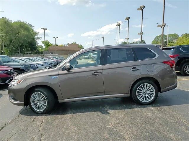 2019 Mitsubishi Outlander Hybrid Plug-in SEL S-AWC AWD for sale in St. Charles, IL – photo 11