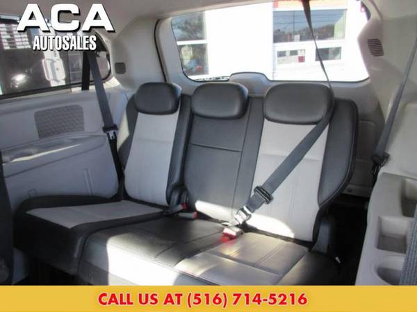 2010 Chrysler Town and Country 4dr Wgn Touring Plus Minivan - cars & for sale in Lynbrook, NY – photo 15
