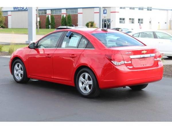 2016 Chevrolet Cruze Limited sedan 1LT - Chevrolet Red for sale in Green Bay, WI – photo 5