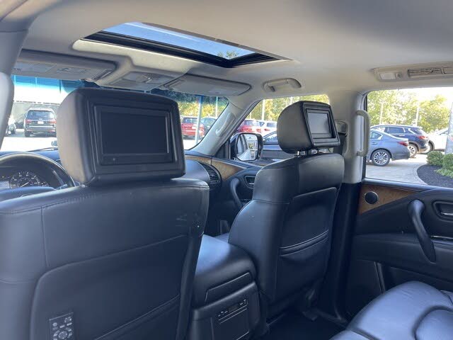 2011 INFINITI QX56 4WD with Split Bench Seat Package for sale in Chantilly, VA – photo 30