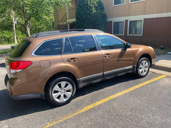 2011 Subaru Outback for sale in Overland Park, MO