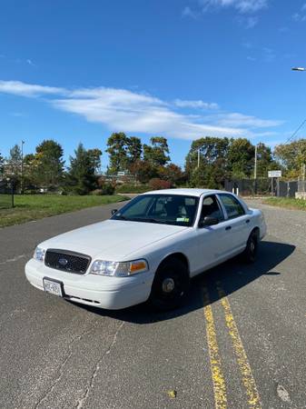 2011 Ford Crown Victoria Police Package for sale in Medford, NY – photo 2