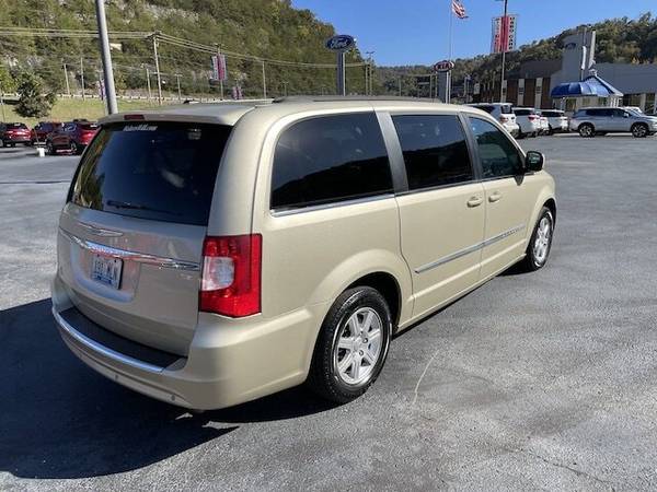 2011 Chrysler Town & Country Touring - - by dealer for sale in Pikeville, KY – photo 14