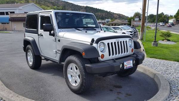 2011 Jeep Wrangler Sport 4WD HardTop Manual with Low Miles One Owner for sale in Ashland, OR – photo 2