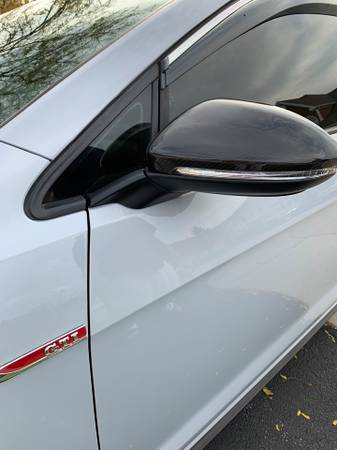 2018 Volkswagen Golf GTI SE Hatchback Sedan 4D for sale in Elk Grove Village, IL – photo 5