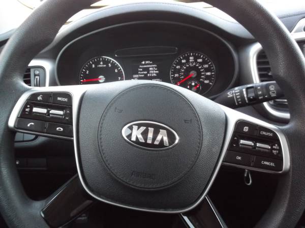2020 Kia Sorento 2WD 4dr V6 LX - - by dealer - vehicle for sale in Picayune, MS – photo 23