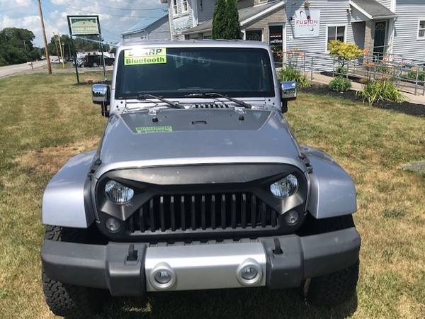 2015 Jeep Wrangler Unlimited Sahara 4x4 SUV - Leather, Lifted! for sale in Spencerport, NY – photo 14