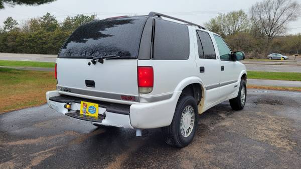 2001 GMC Jimmy SLE LOW MILES - - by dealer for sale in Lakeland Shores, MN – photo 3