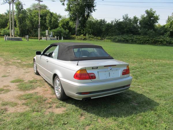 2004 bmw 325 CI convertable - cars & trucks - by dealer - vehicle... for sale in Rutland, VT – photo 3