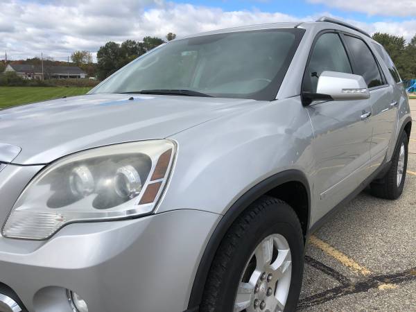 Accident Free! 2009 GMC Acadia! AWD! 3rd Row! for sale in Ortonville, MI – photo 9