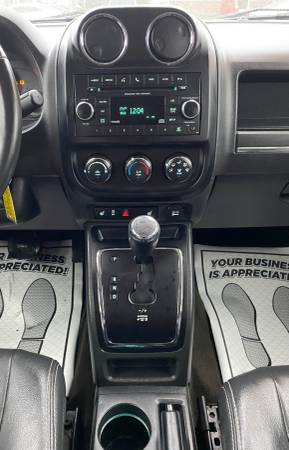 2013 Jeep Compass Latitude 4WD - - by dealer - vehicle for sale in Mishawaka, IN – photo 18