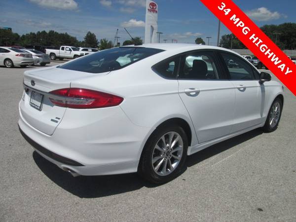 2017 Ford Fusion SE sedan White for sale in ROGERS, AR – photo 16