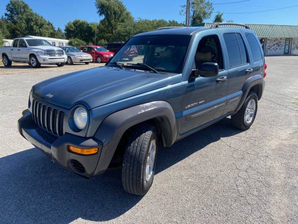 2002 Jeep Liberty 4x4 - - by dealer - vehicle for sale in Broken Arrow, OK – photo 3