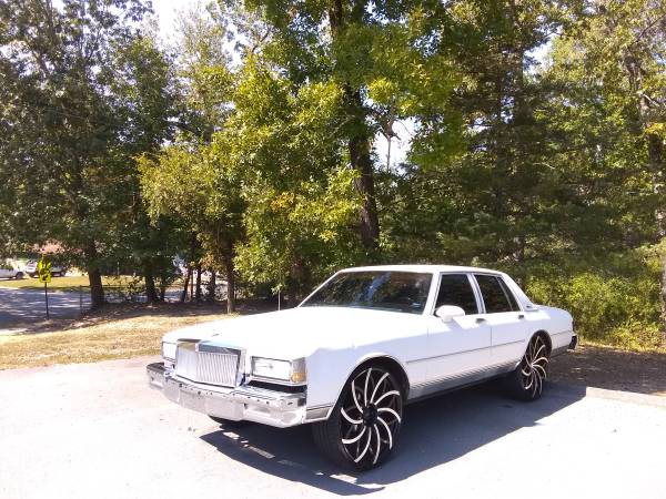 89 Caprice Brougham for sale in Sweet Home, AR – photo 4