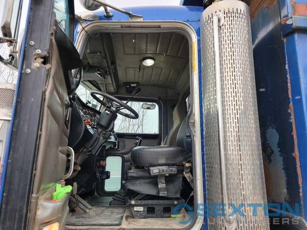 2005 Peterbilt 357 Dump Truck for sale in Arnold, MO – photo 16