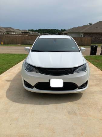 2020 Chrysler Pacifica S for sale in Judson, TX – photo 2
