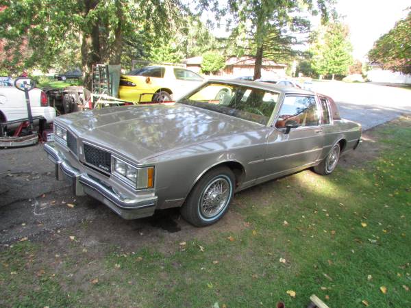 1984 Oldsmobile delta 88 2 door for sale in Yorkville, IL