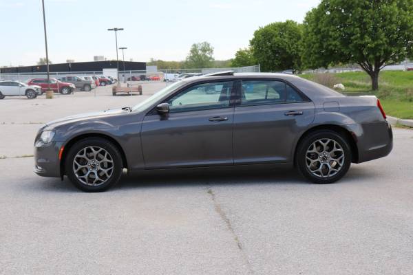 2017 Chrysler 300 S AWD 42K Miles Only - - by for sale in Omaha, NE – photo 8
