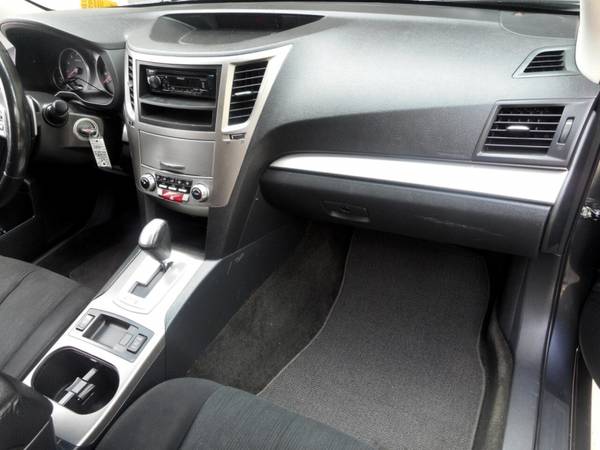 2013 Subaru Outback 4dr Wgn H4 Auto 2 5i Premium for sale in Marion, IA – photo 13