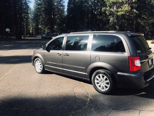 Chrysler Town and Country for sale in Redding, CA – photo 3