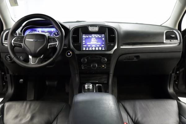 HEATED LEATHER! SUNROOF! 2016 Chrysler *300 ANNIVERSARY EDITION*... for sale in Clinton, MO – photo 6