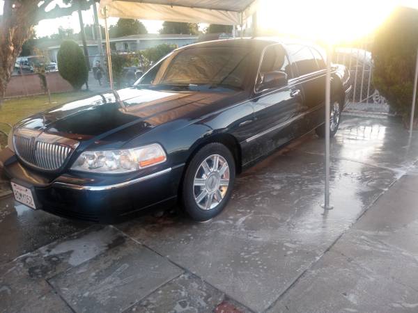 2010 Lincoln Town Car Executive L for sale in south gate, CA – photo 3