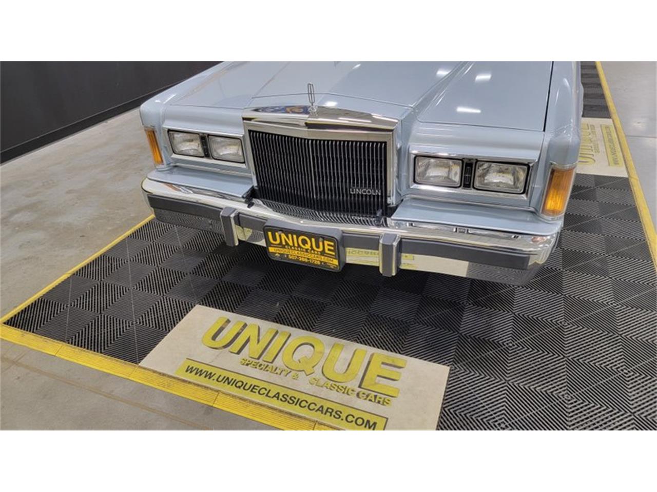 1989 Lincoln Town Car for sale in Mankato, MN – photo 11