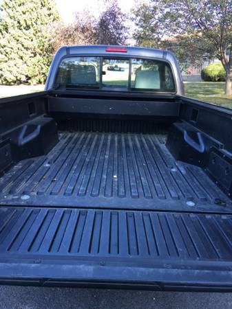 2012 Toyota Tacoma 32,000 miles $17,000 for sale in Cheyenne, WY – photo 2