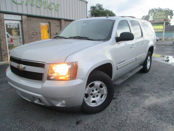 2011 Chevy Suburban LT 4x4 SUV Well Maintained 14, 900 REDUCED for sale in Greenville, SC – photo 2