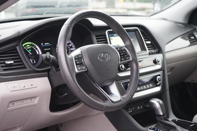 2019 Hyundai Sonata Hybrid Limited for sale in Edmonds, WA – photo 14