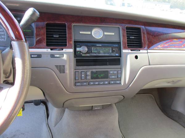2005 Lincoln Town Car Limited - - by dealer - vehicle for sale in ALABASTER, AL – photo 9