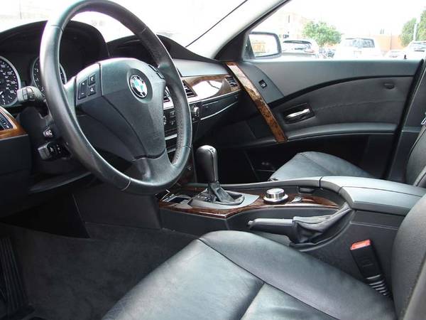 2007 BMW 5 Series 4dr Sdn 525i RWD . The Lowest Financing Rates In... for sale in South Bend, IN – photo 18
