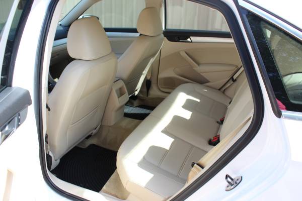 2012 VW Passat SE ONLY 65K MILE NEW LOWERED PRICE OBO for sale in Tyler, TX – photo 11