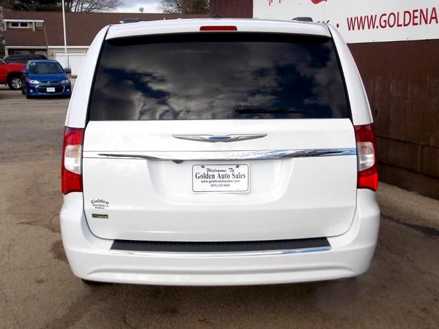 2015 Chrysler Town & Country Touring for sale in Byron, IL – photo 33