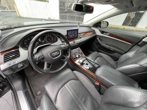 2013 Audi A8 Quattro FULL-SIZE LUXURY SEDAN EXCELLENT CONDITION for sale in Saint Louis, MO – photo 13