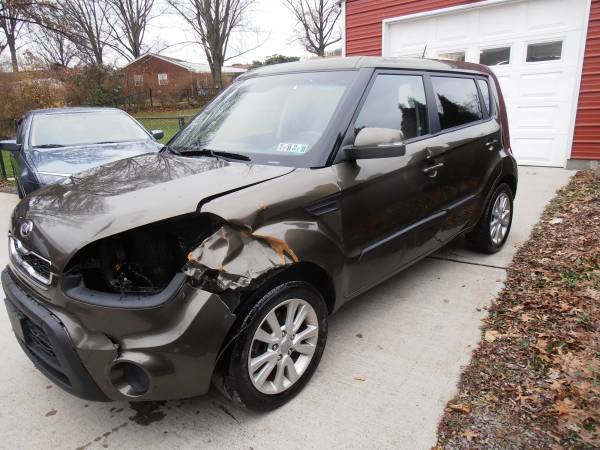 salvage/rebuildable 2013 kia Soul + - cars & trucks - by owner -... for sale in mckeesport, PA – photo 2
