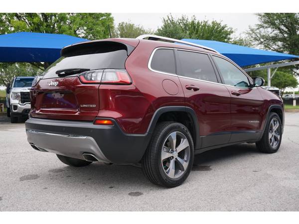 2019 Jeep Cherokee Limited - - by dealer - vehicle for sale in Denton, TX – photo 4