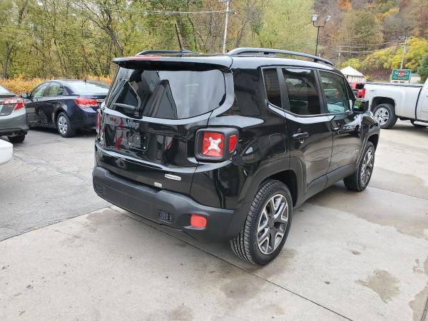 2016 Jeep Renegade Latitude 4x4 4dr SUV EVERYONE IS APPROVED! - cars for sale in Vandergrift, PA – photo 8
