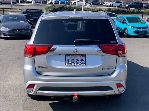 2018 Mitsubishi Outlander Plug-in hybrid 4wd suv-peninsula - cars & for sale in Daly City, CA – photo 7