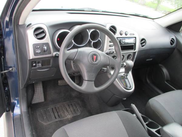 ` 2007 Pontiac Vibe / Toyota Matrix! - cars & trucks - by owner -... for sale in West Palm Beach, FL – photo 9