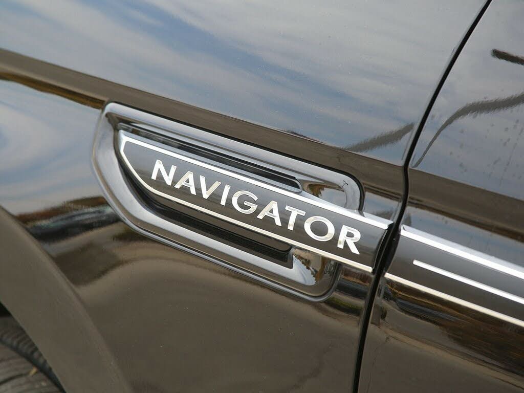 2019 Lincoln Navigator L Black Label 4WD for sale in Indianapolis, IN – photo 3