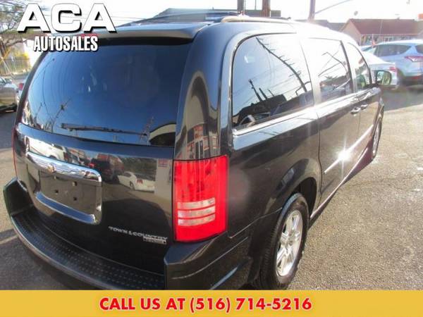 2010 Chrysler Town and Country 4dr Wgn Touring Plus Minivan - cars & for sale in Lynbrook, NY – photo 5