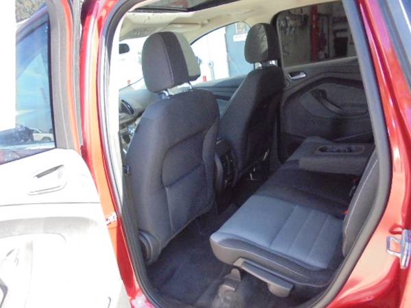 2013 Ford Escape SE 4X4*Navigation/Sunroof/Bluetooth*{www.dafarmer.com for sale in CENTER POINT, IA – photo 14