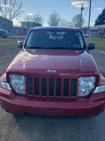 2012 JEEP LIBERTY 4X4 - - by dealer - vehicle for sale in Buffalo, NY – photo 2